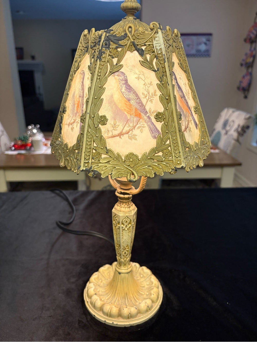 Antique Cast Metal Boudoir Lamp Decorative Bird Relief / Similar Lamps Made 1920 - Picture 11 of 16